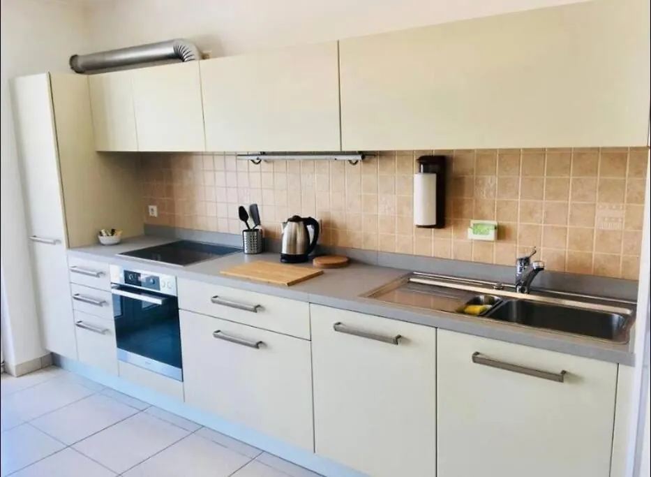 شقة Comfortable 2 Bedrooms Near Train Station لوكسمبورغ